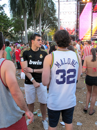 Illustration for article titled Tripping Basketballs: Hoopsters Are Alive And Well At The Ultra Music Festival